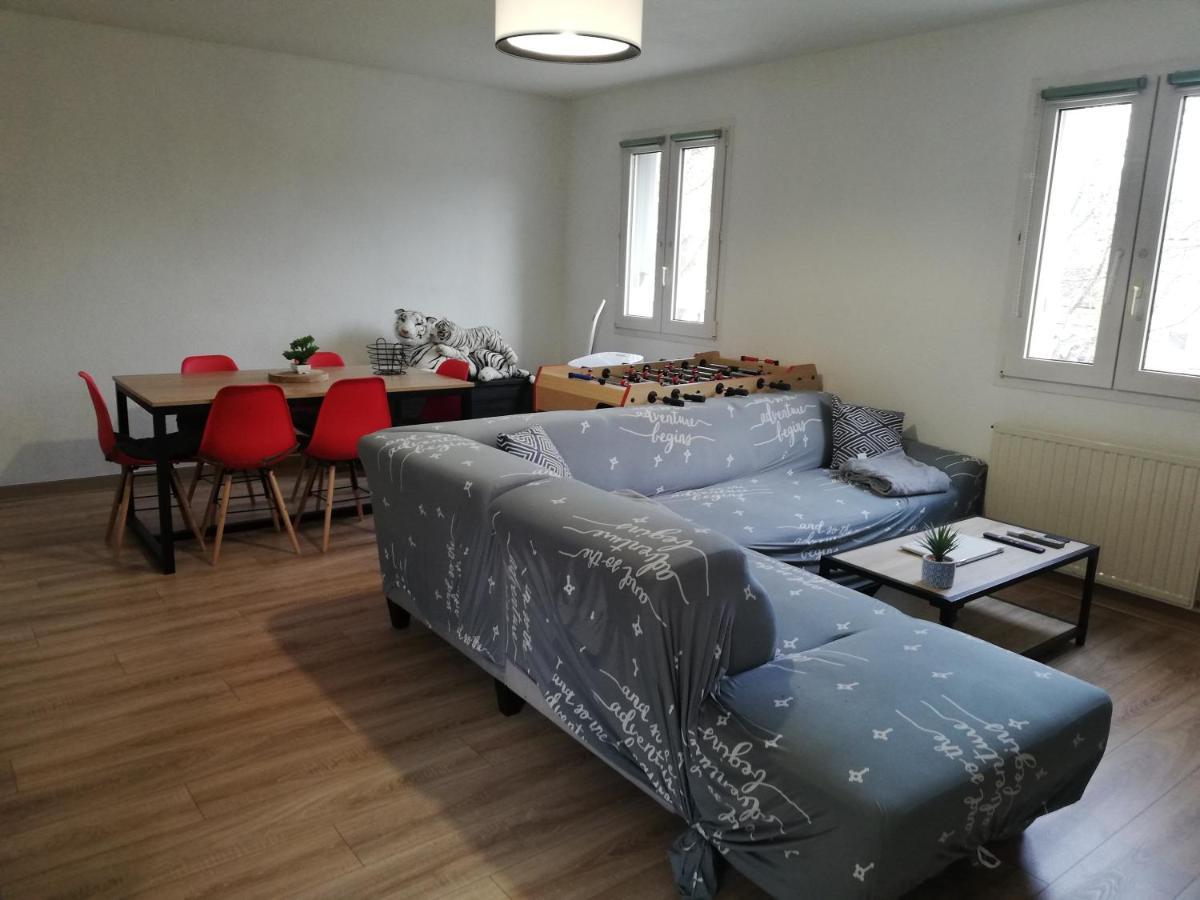 Grand T3 Avec Clim, Parking Et Terrasse Privative - *